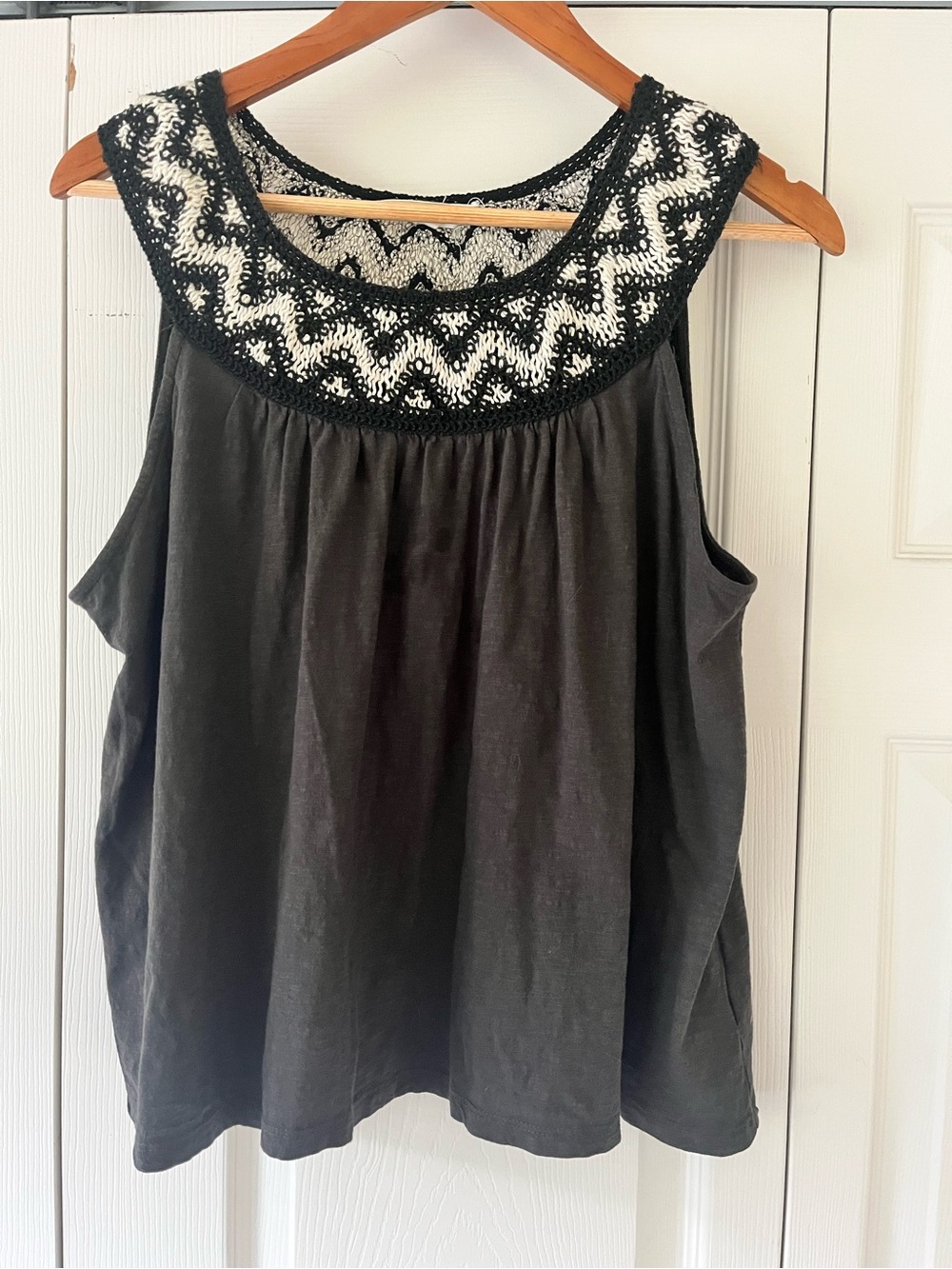 Lucky Brand Black and Cream Festival Tank with Crochet Yoke Size L